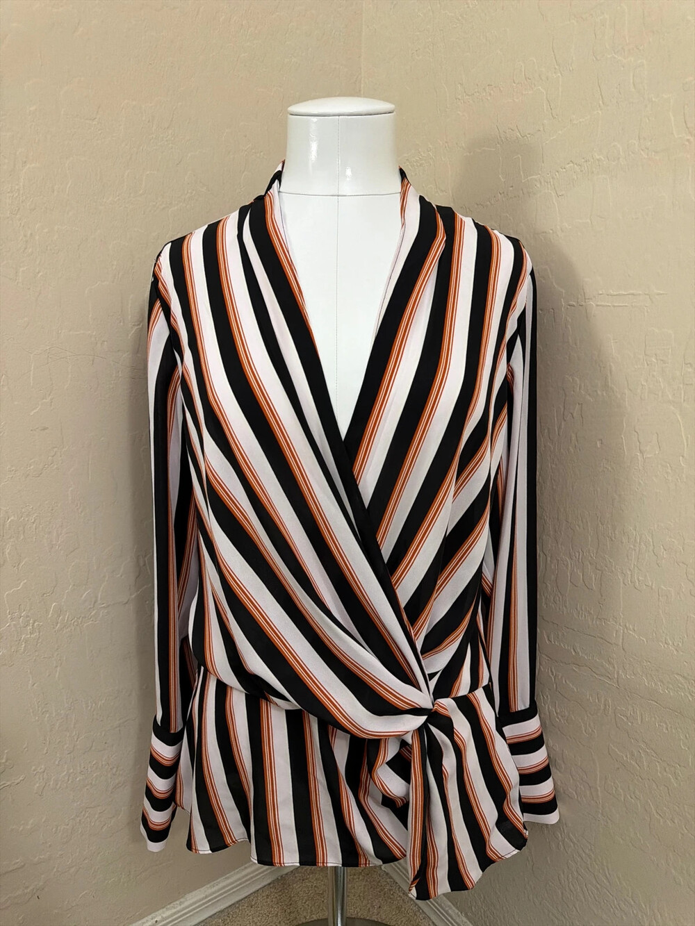 Chelsea striped black blouse, Sz M/L